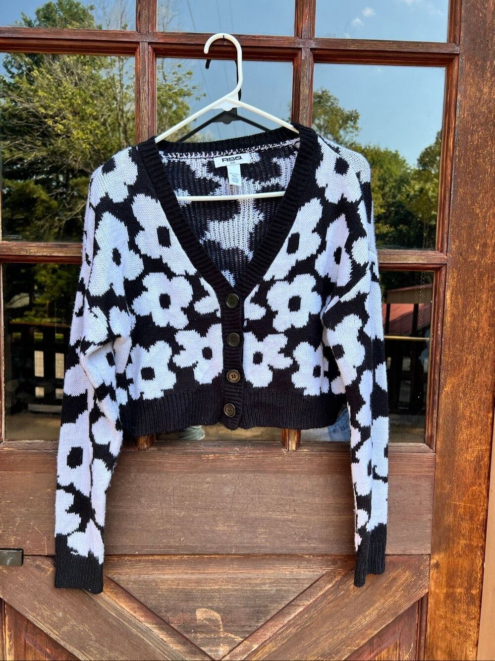 Cropped 90s Hippie Boho Floral Black & White Cardigan Sweater Tilly’s RSQ S